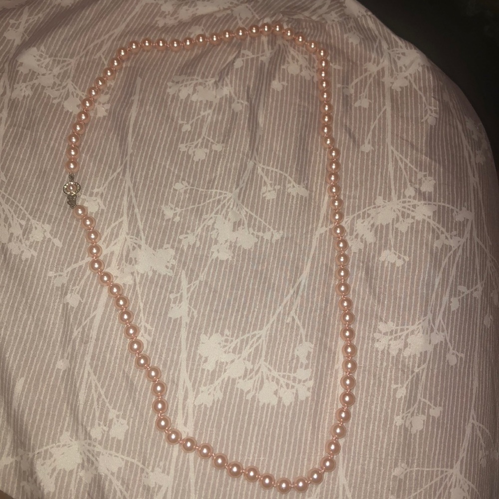 Pink Pearled Necklace